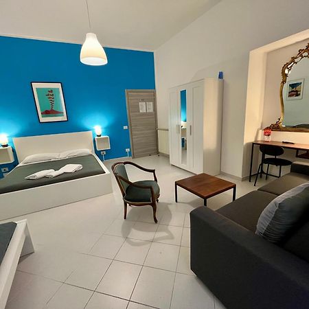 Pop Santa Chiara Bed & Breakfast Napoli Eksteriør bilde